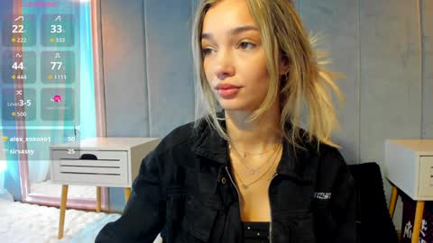 Snapshot of sassyt33n chatting on 09/11/25, 08:47 sassyt33n online show from 09/11/25, 08:47