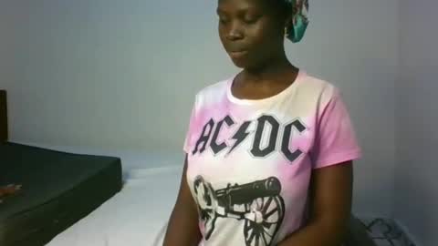 Snapshot of sassytannia chatting on 02/28/26, 01:01 sassytannia online show from 02/28/26, 01:01