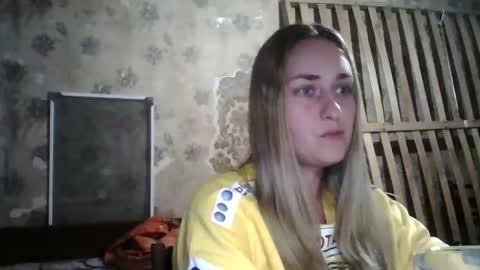 Snapshot of sasuka30 chatting on 12/17/25, 06:58 sasuka30 online show from 12/17/25, 06:58