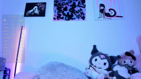    im expecting 300 thumbs up on my altar online show from 05/15/26, 11:01
