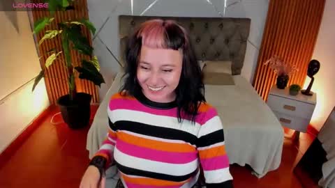 Amapola online show from 10/18/25, 10:16