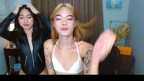 Snapshot of satiable_sashax chatting on 12/01/24, 04:29 Sasha online show from 12/01/24, 04:29