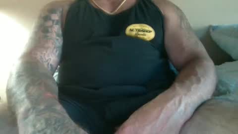 Snapshot of satinpantys chatting on 09/26/25, 10:47 satinpantys online show from 09/26/25, 10:47