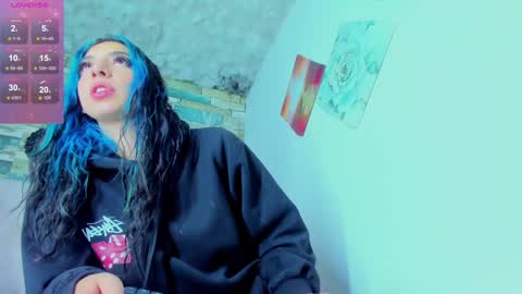 Snapshot of saturno_stone chatting on 10/06/25, 03:37 Saturnooo online show from 10/06/25, 03:37