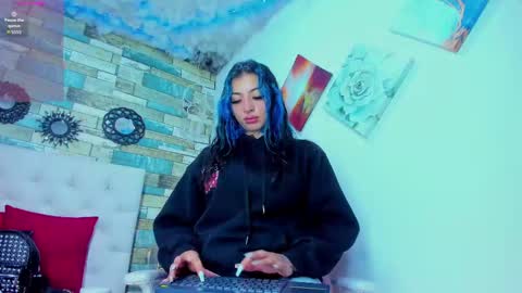 Snapshot of saturno_stone chatting on 10/07/25, 05:59 Saturnooo online show from 10/07/25, 05:59