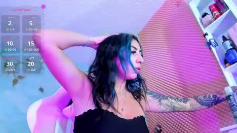 Snapshot of saturno_stone chatting on 06/23/26, 03:48 Saturnooo online show from 06/23/26, 03:48
