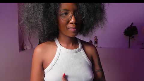 Snapshot of saturno_vibes chatting on 10/02/25, 08:54 saturno_vibes online show from 10/02/25, 08:54