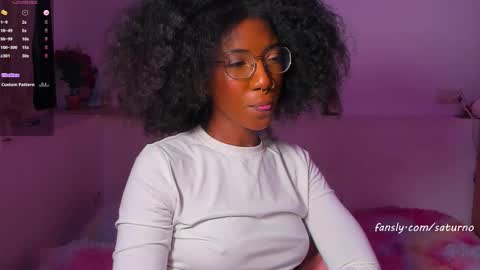 Snapshot of saturno_vibes chatting on 10/24/25, 09:28 saturno_vibes online show from 10/24/25, 09:28