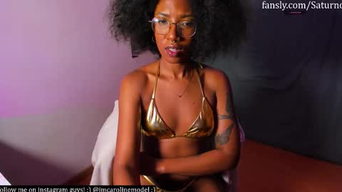 Snapshot of saturno_vibes chatting on 11/24/25, 09:42 saturno_vibes online show from 11/24/25, 09:42