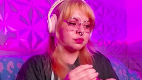 Gina George online show from 10/02/25, 02:18