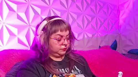 Gina George online show from 11/07/25, 02:00