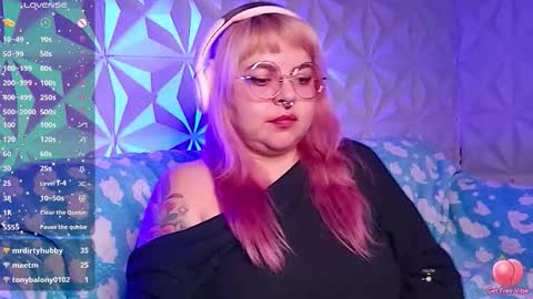 Gina George online show from 03/12/26, 01:23