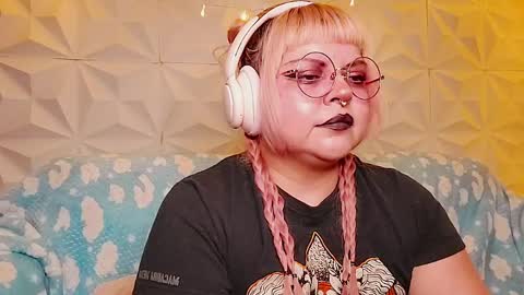 Gina George online show from 05/16/26, 12:18