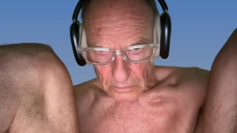 Snapshot of sauberklaus chatting on 07/21/26, 09:11 sauberklaus online show from 07/21/26, 09:11