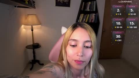 I AM JENN  online show from 11/30/25, 02:37