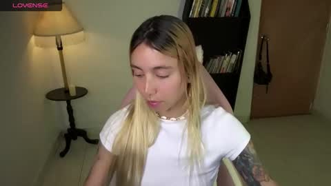 I AM JENN  online show from 01/11/26, 03:11