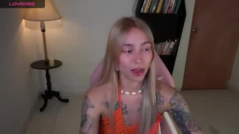 I AM JENN  online show from 01/16/26, 02:04