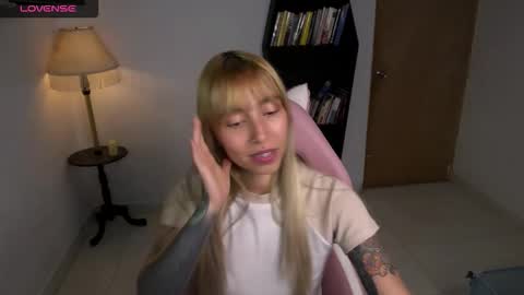 I AM JENN  online show from 02/13/26, 03:35