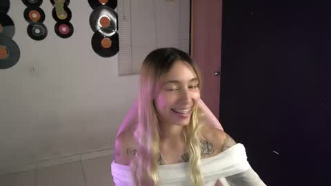 Snapshot of saucy_jenn1 chatting on 07/11/26, 02:36 I AM JENN online show from 07/11/26, 02:36