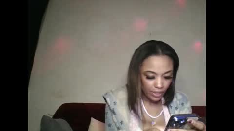 Snapshot of saucy_shanice chatting on 04/20/26, 11:50 Shaniiice online show from 04/20/26, 11:50