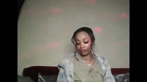 Snapshot of saucy_shanice chatting on 05/04/26, 11:34 Shaniiice online show from 05/04/26, 11:34