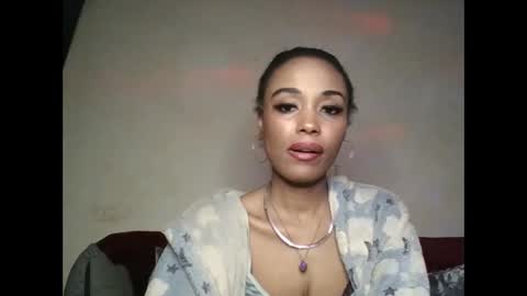 Snapshot of saucy_shanice chatting on 05/06/26, 12:08 Shaniiice online show from 05/06/26, 12:08