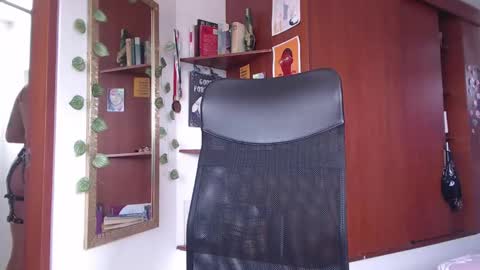 Zaren online show from 01/08/25, 04:11