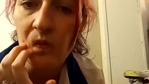 Snapshot of saucybear666 chatting on 01/15/25, 12:51 SnowBunny online show from 01/15/25, 12:51