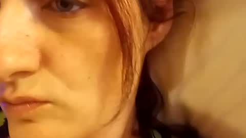 Snapshot of saucybear666 chatting on 02/19/25, 01:51 SnowBunny online show from 02/19/25, 01:51