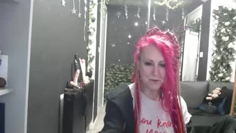 SaucySky online show from 01/14/26, 10:21