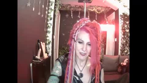 SaucySky online show from 01/17/26, 08:56