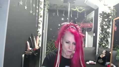 SaucySky online show from 03/04/26, 09:37