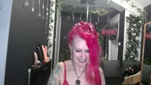 SaucySky online show from 03/04/26, 10:05