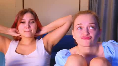 Snapshot of sav_anna chatting on 12/09/24, 02:28 LUNA and ANNA online show from 12/09/24, 02:28