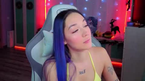 Ariel online show from 01/14/26, 04:07