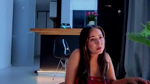 Snapshot of savagebaby21_ chatting on 10/19/25, 11:00 Wild influence online show from 10/19/25, 11:00