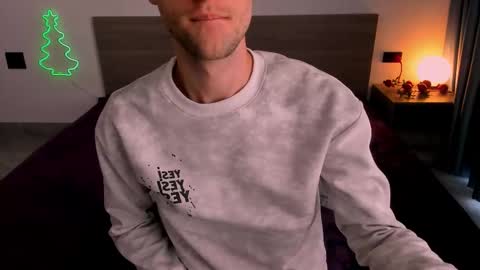 Snapshot of savak_hottie chatting on 01/11/26, 08:41 Savak Laakem online show from 01/11/26, 08:41