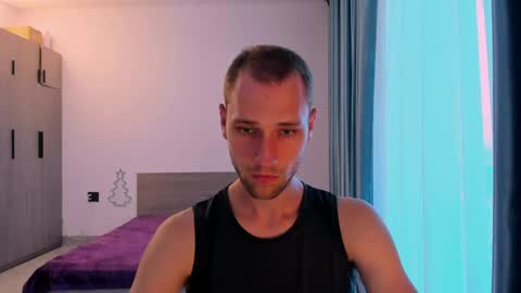 Snapshot of savak_hottie chatting on 05/26/26, 10:33 Savak Laakem online show from 05/26/26, 10:33