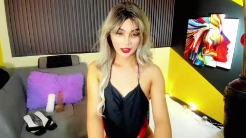 Snapshot of savanasexy chatting on 12/06/24, 06:48 Patricia online show from 12/06/24, 06:48