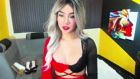 Snapshot of savanasexy chatting on 01/28/25, 04:08 Patricia online show from 01/28/25, 04:08