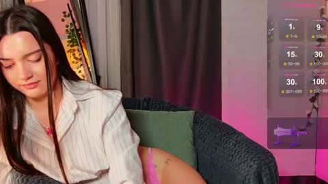 Snapshot of savannah_h chatting on 07/15/26, 08:25 savannah_h online show from 07/15/26, 08:25