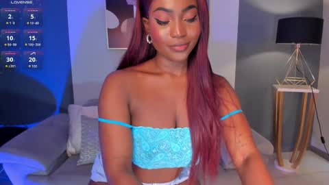 Snapshot of savannahstorm_ chatting on 02/19/25, 03:49 S a v a n n a h  online show from 02/19/25, 03:49
