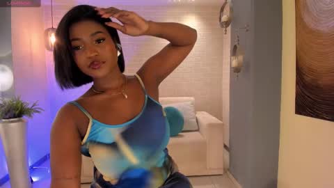 Snapshot of savannahstorm_ chatting on 03/09/25, 11:47 S a v a n n a h  online show from 03/09/25, 11:47