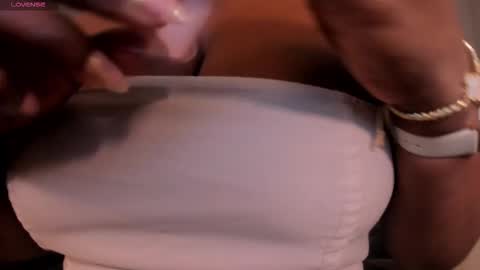 Snapshot of savannahstorm_ chatting on 10/08/25, 12:25 S a v a n n a h  online show from 10/08/25, 12:25