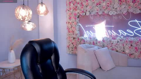 S a v a n n a h  online show from 04/03/26, 12:14