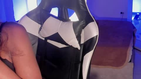 Snapshot of savannahwildee chatting on 02/09/25, 09:37 Savannahwildee online show from 02/09/25, 09:37