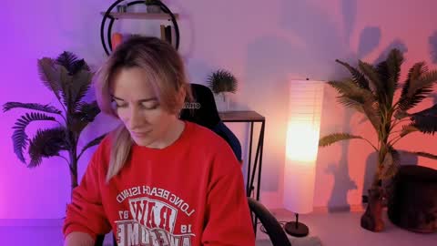 save the qween online show from 02/03/25, 07:07