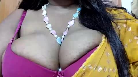 Snapshot of savita0969 chatting on 10/05/25, 11:02 Anjali online show from 10/05/25, 11:02