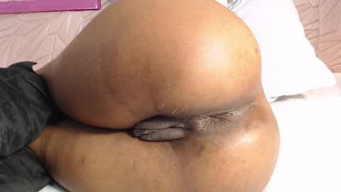 Snapshot of savory_pussy18 chatting on 01/04/25, 03:39 savory_pussy18 online show from 01/04/25, 03:39