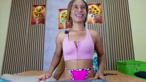 Snapshot of savory_pussy18 chatting on 06/18/26, 12:20 savory_pussy18 online show from 06/18/26, 12:20
